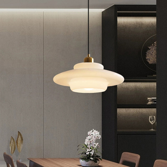GlowIvory | Sanfte Elfenbein Glas Pendelleuchte – Elegantes Licht im Mid-Century Stil