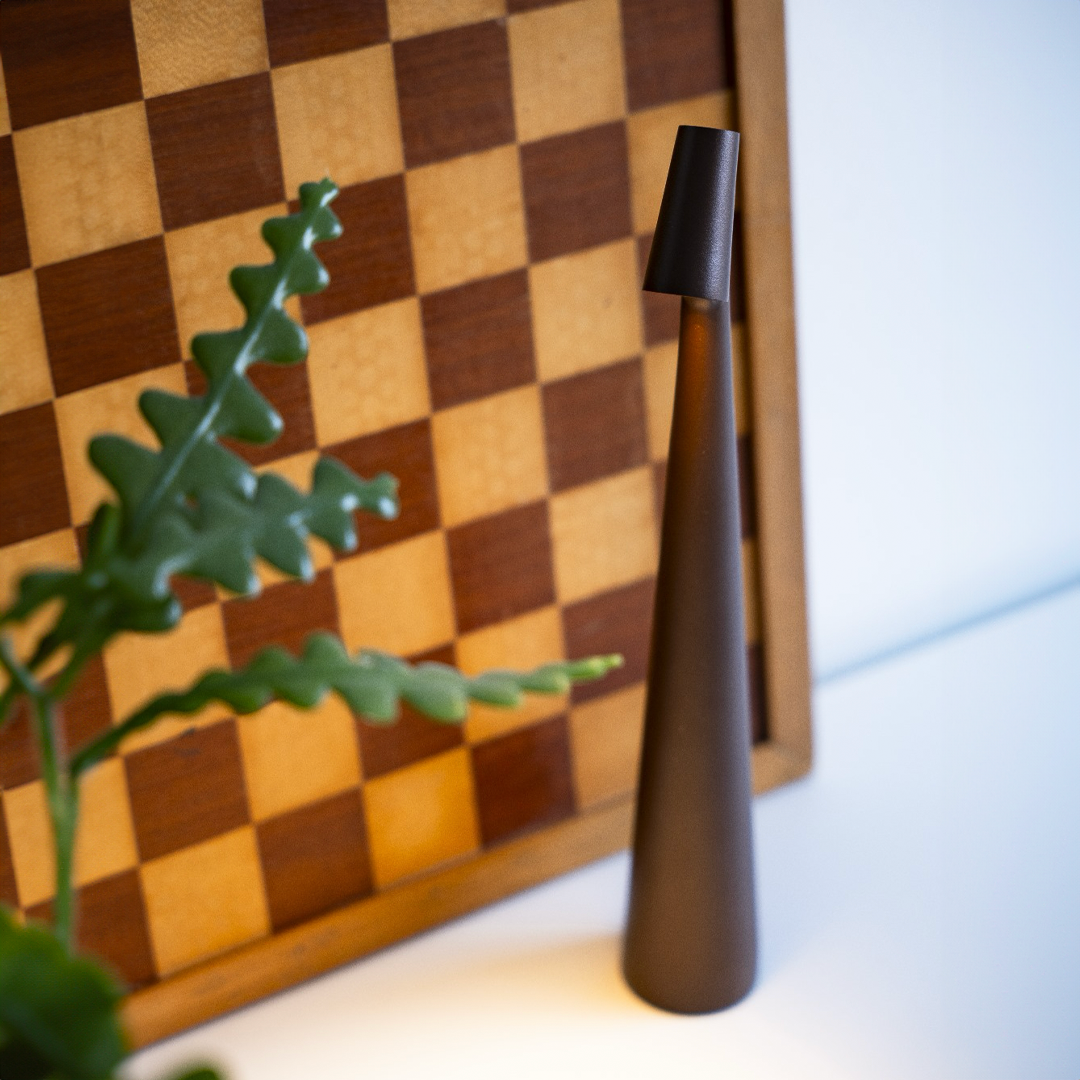 LumiCharm | Wiederaufladbare LED-Tischlampe – Stilvoll & Funktional