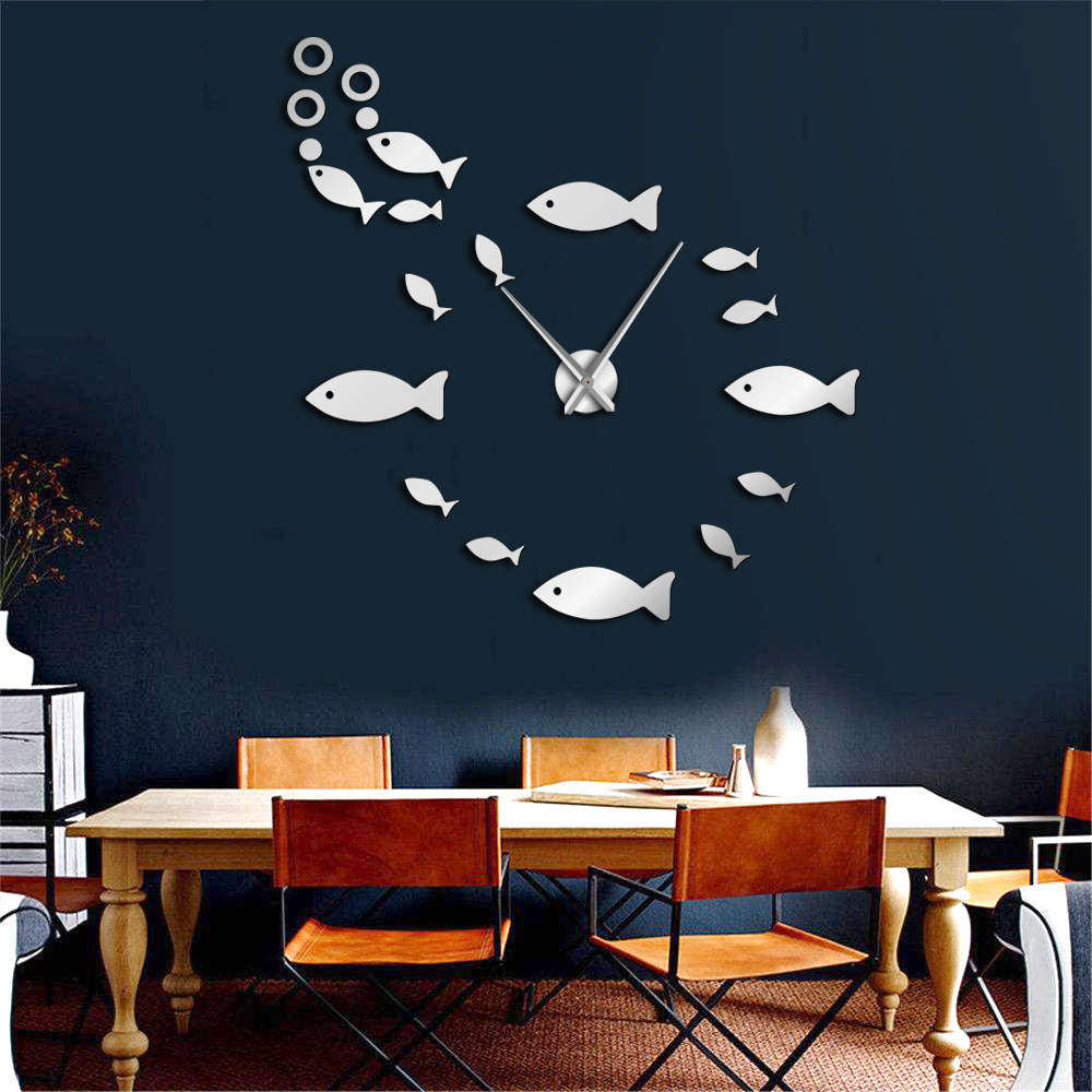 EchoClock™ – Moderne Spiegel-Wanduhr im eleganten Minimal-Design