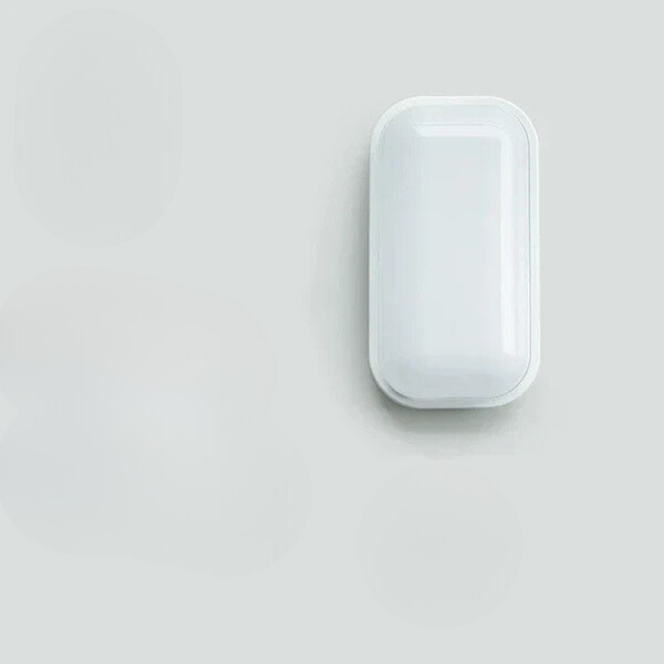 AquaBright | Wasserdichte LED-Deckenleuchte – Helles, zuverlässiges Licht für feuchte Räume