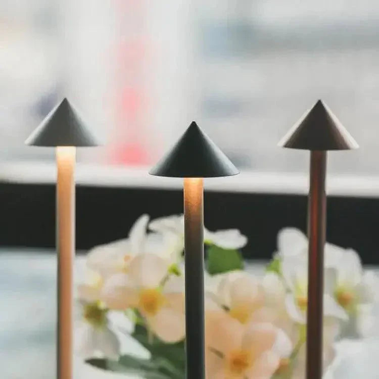 BeamLuxe™ Kabellose LED Tischleuchte – Wiederaufladbare Design-Lampe mit 13+ Std. Akkulaufzeit für Innen & Außen