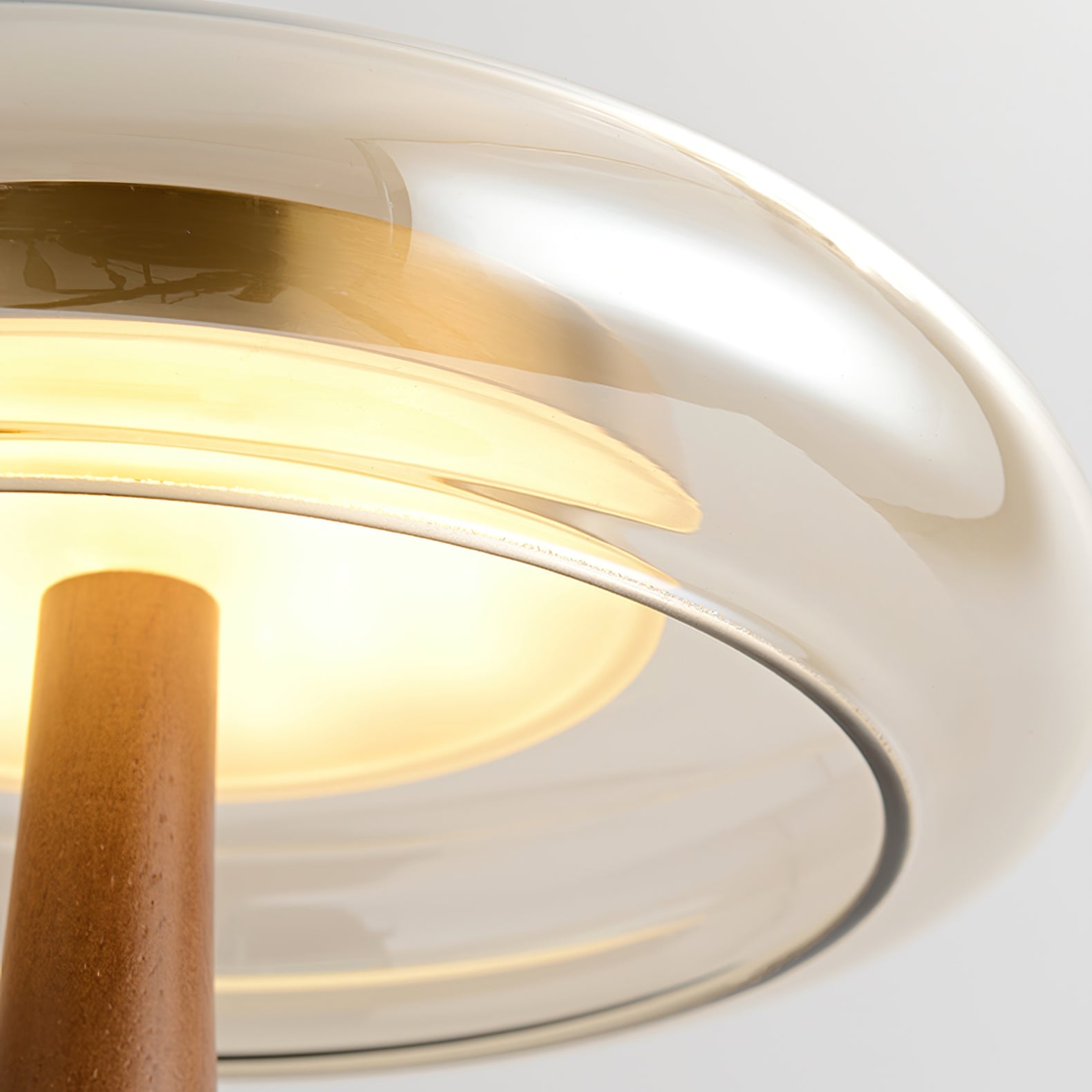 LumiWood™ Tischlampe – Elegante LED-Designlampe aus Holz & Messing mit 3 Lichtfarben