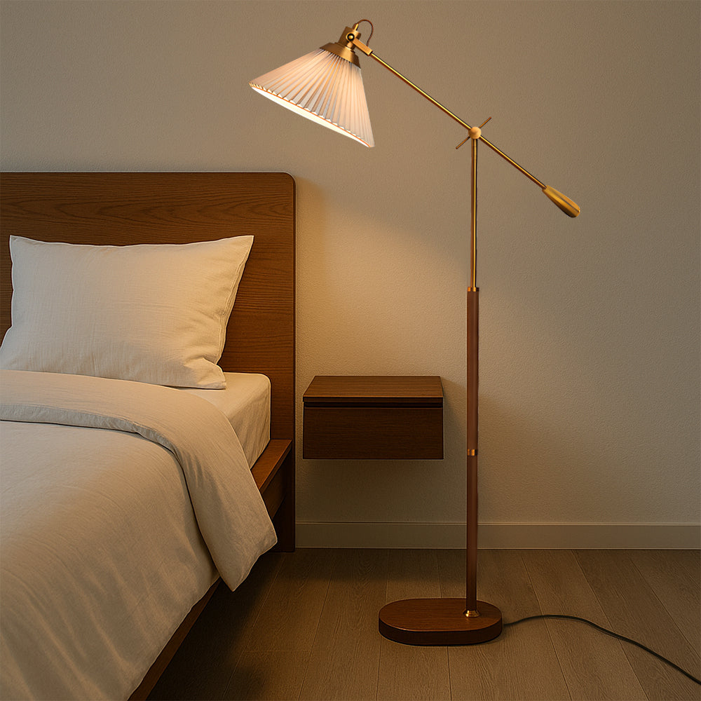 Capistral™ Vintage Floor Lamp – Elegante Stehlampe aus Holz & Messing