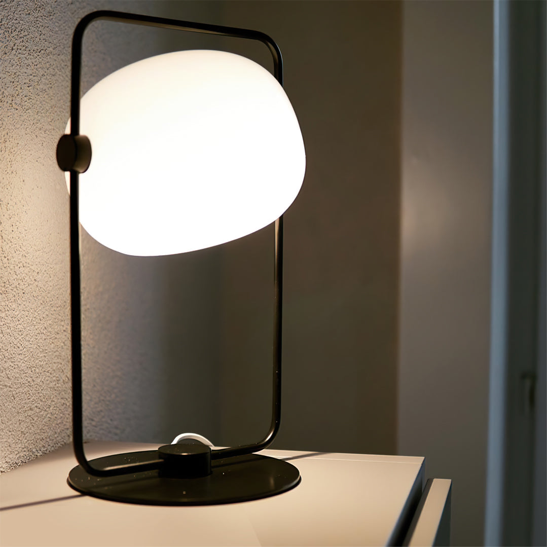 StreamGlow™ Tischlampe – Minimalistische Design-Glaslampe aus Metall & Glas