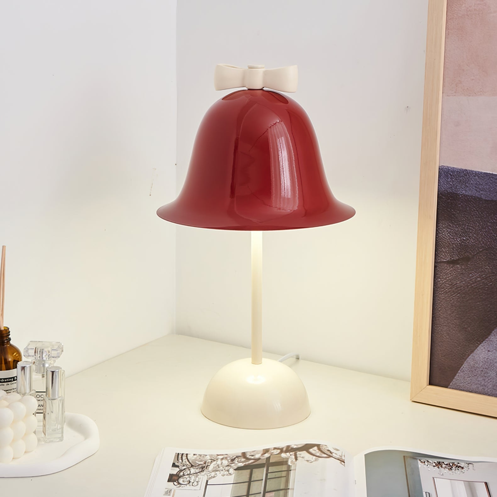 ChimeShine™ Tischlampe – Dekorative LED-Designlampe mit Schmetterlingsschirm