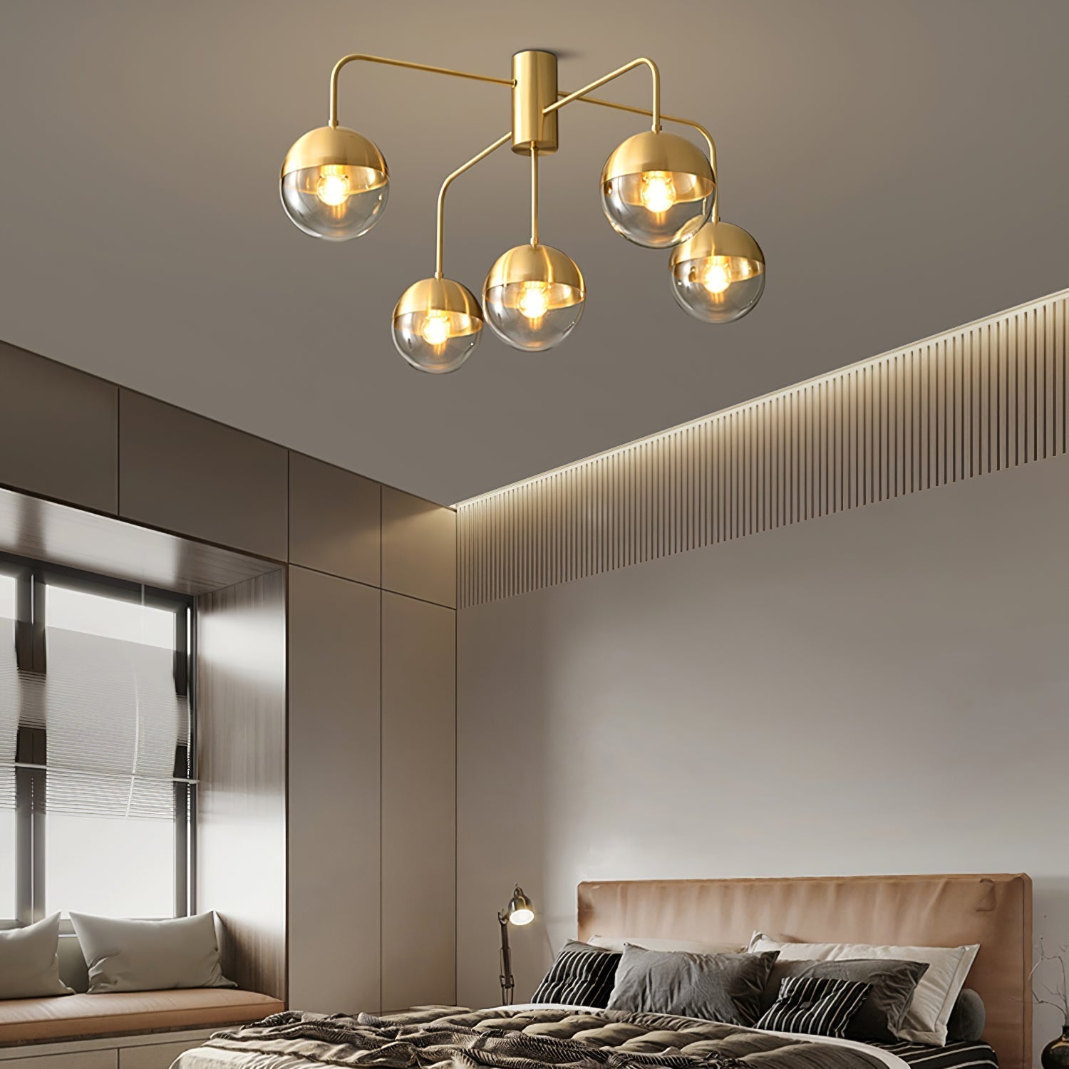 OpulentBrass™ Deckenleuchte – Designer Kronleuchter aus Glas & Metall im Industrial-Look