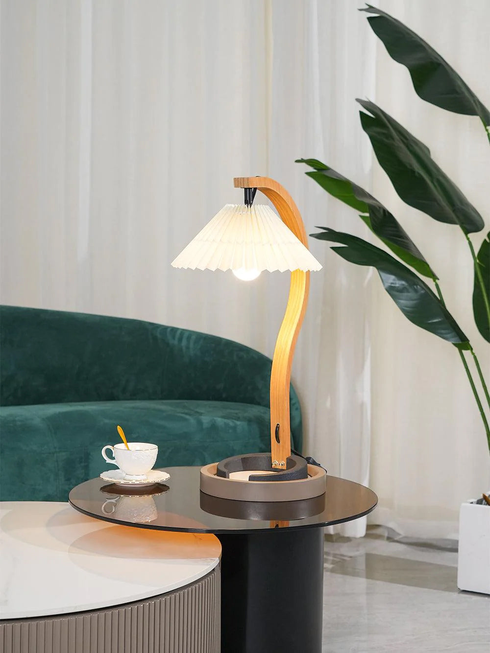 WoodFlow™ Tischlampe – Natürliche Holz-Designlampe mit Leinen-Schirm & warmem Licht
