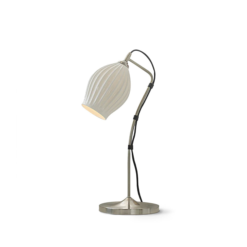 LumeCurve™ Tischlampe – Elegante Keramik-Designlampe mit geriffelter Struktur