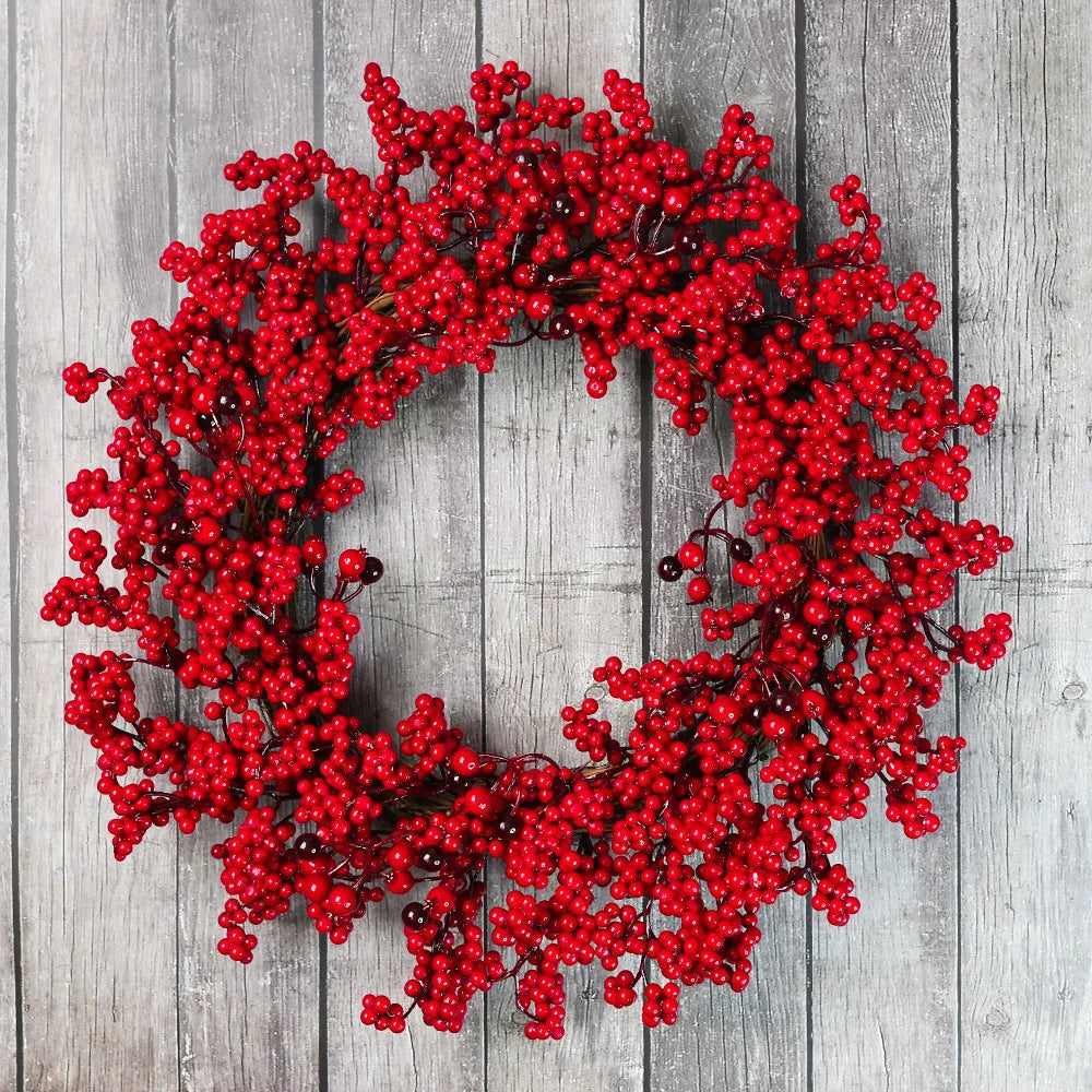 CypressBerry™ – Festlicher Weihnachtskranz mit roten Beeren | Klassische Winter-Türdekoration