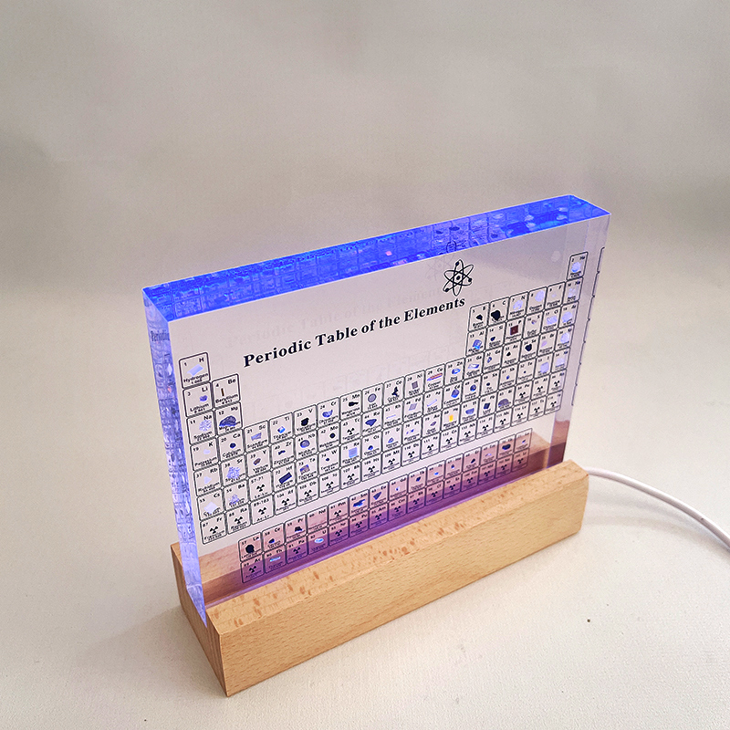 Elementum™ – Periodensystem der Elemente aus Acryl mit 83 echten Elementen