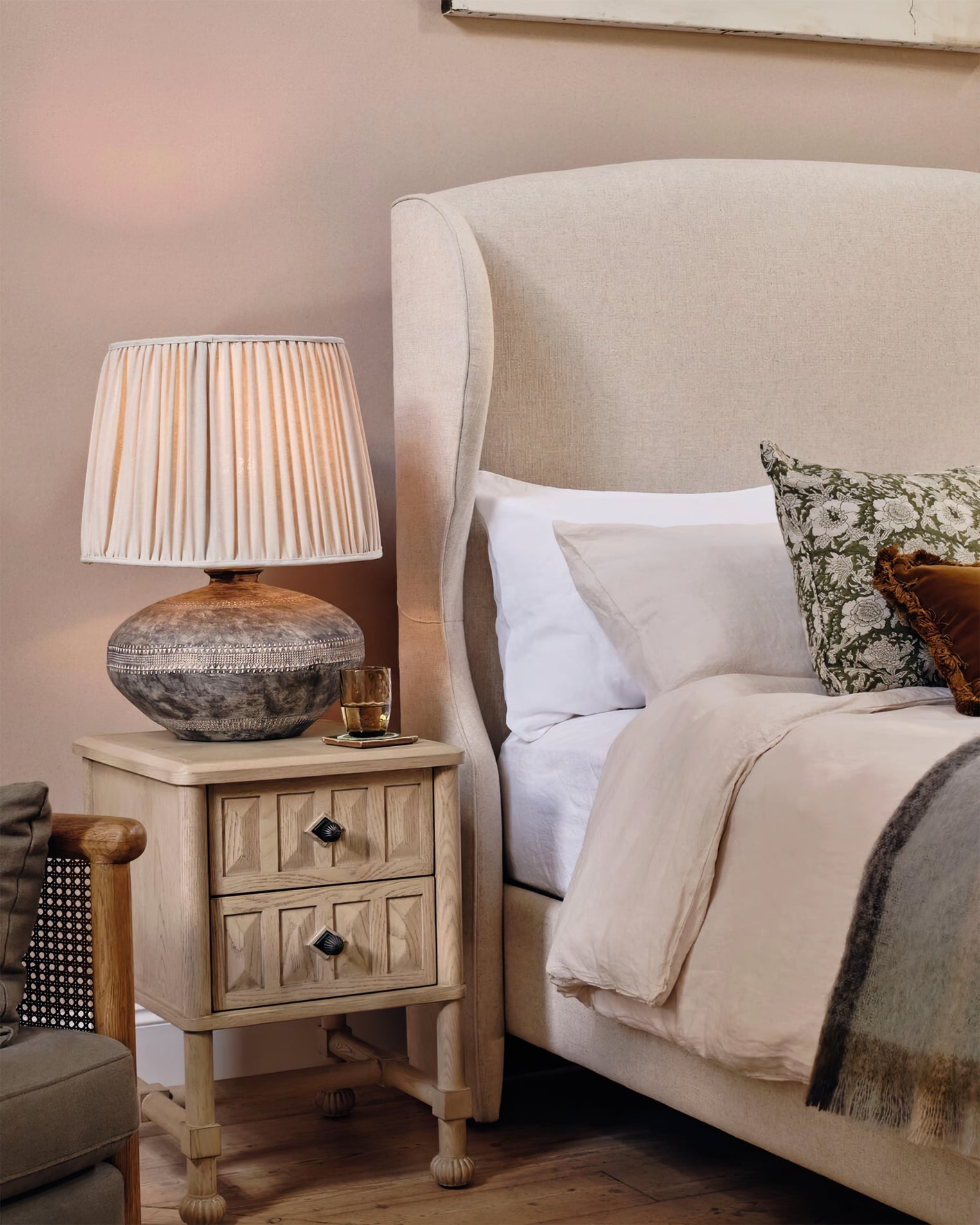 CeramiGlow™ Tischlampe – Elegante Keramik-Tischlampe mit Stoffschirm