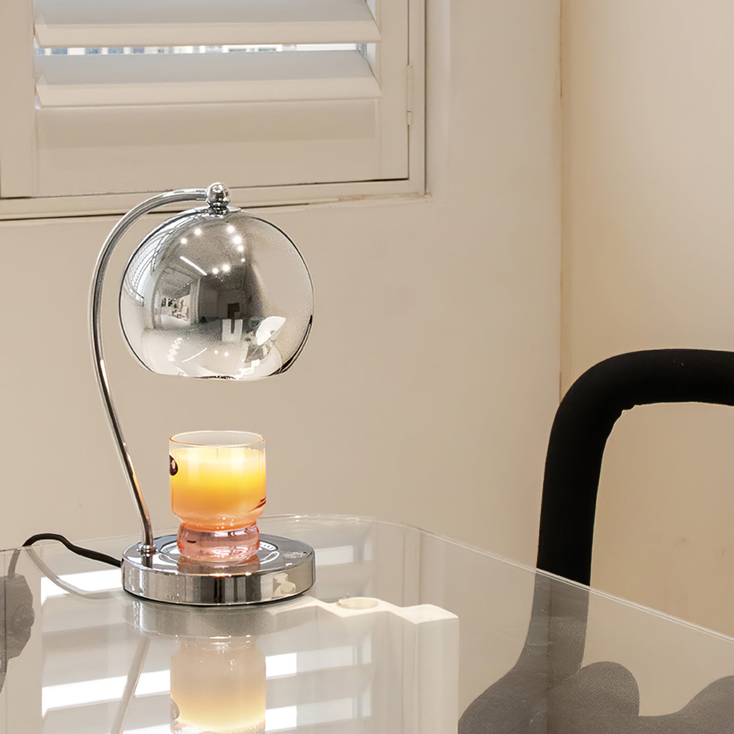 FlameGlow™ Tischlampe – Elegante Design-Lampe mit Kerzenlicht-Optik & warmem Licht