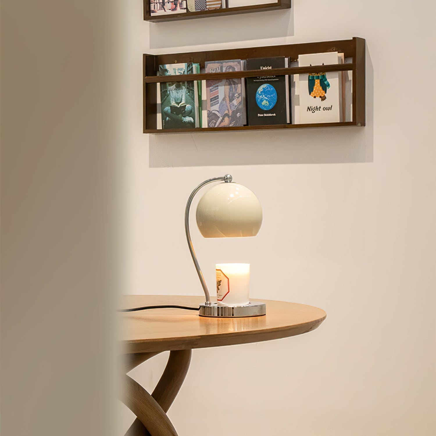 FlameGlow™ Tischlampe – Elegante Design-Lampe mit Kerzenlicht-Optik & warmem Licht