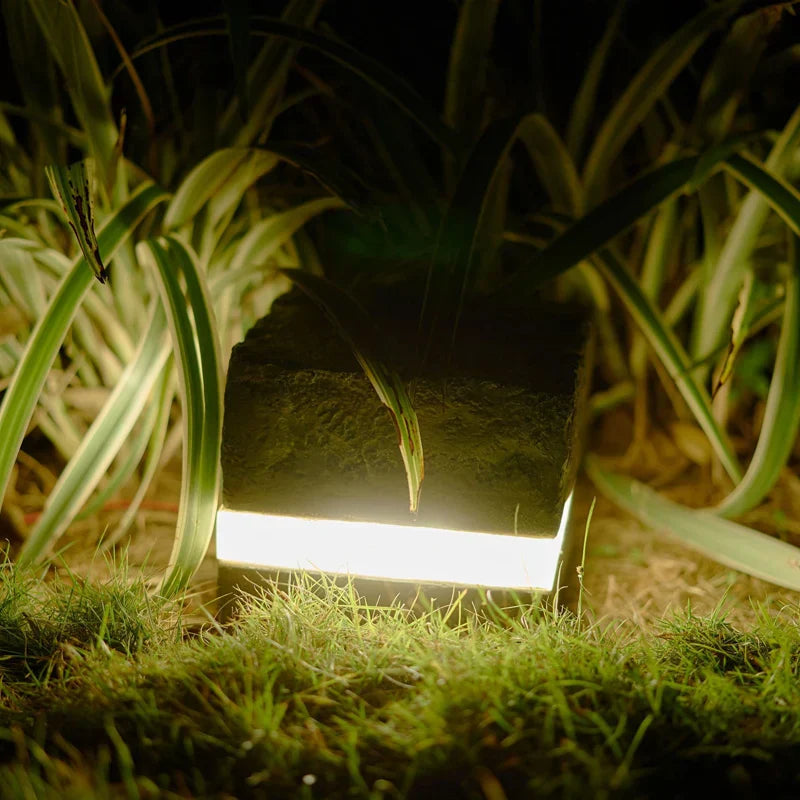 StoneLux™ Modern LED Square Lawn Lamp – Quadratische Garten-Bodenleuchte IP65