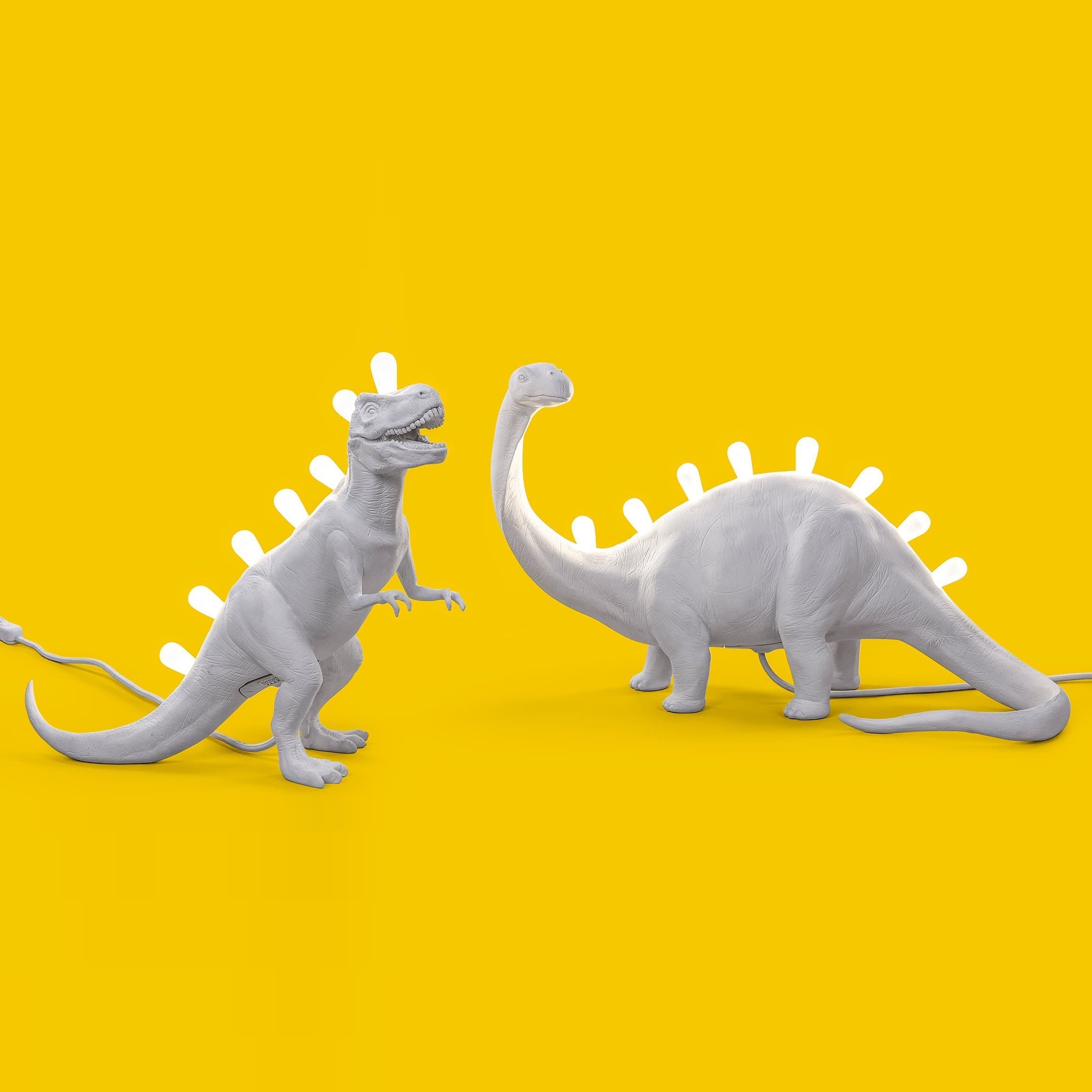 DinoLite™ Tischlampe – Kreative Design-Lampe mit beleuchtetem Dinosaurier-Rücken