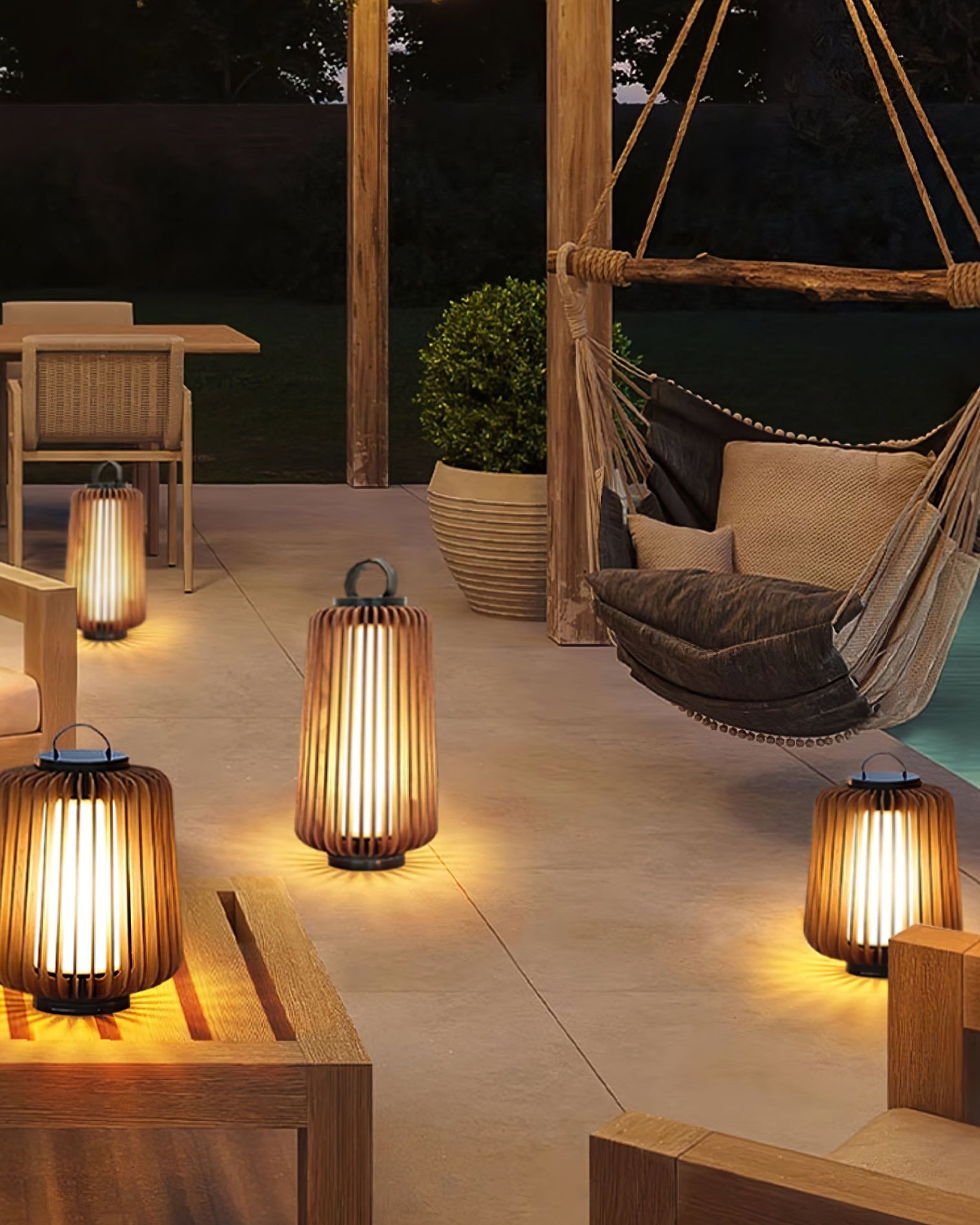 TimberGlow™ Legno Outdoor Tischleuchte – Wiederaufladbare LED-Außenlampe aus Edelstahl & Holz für Terrasse & Garten