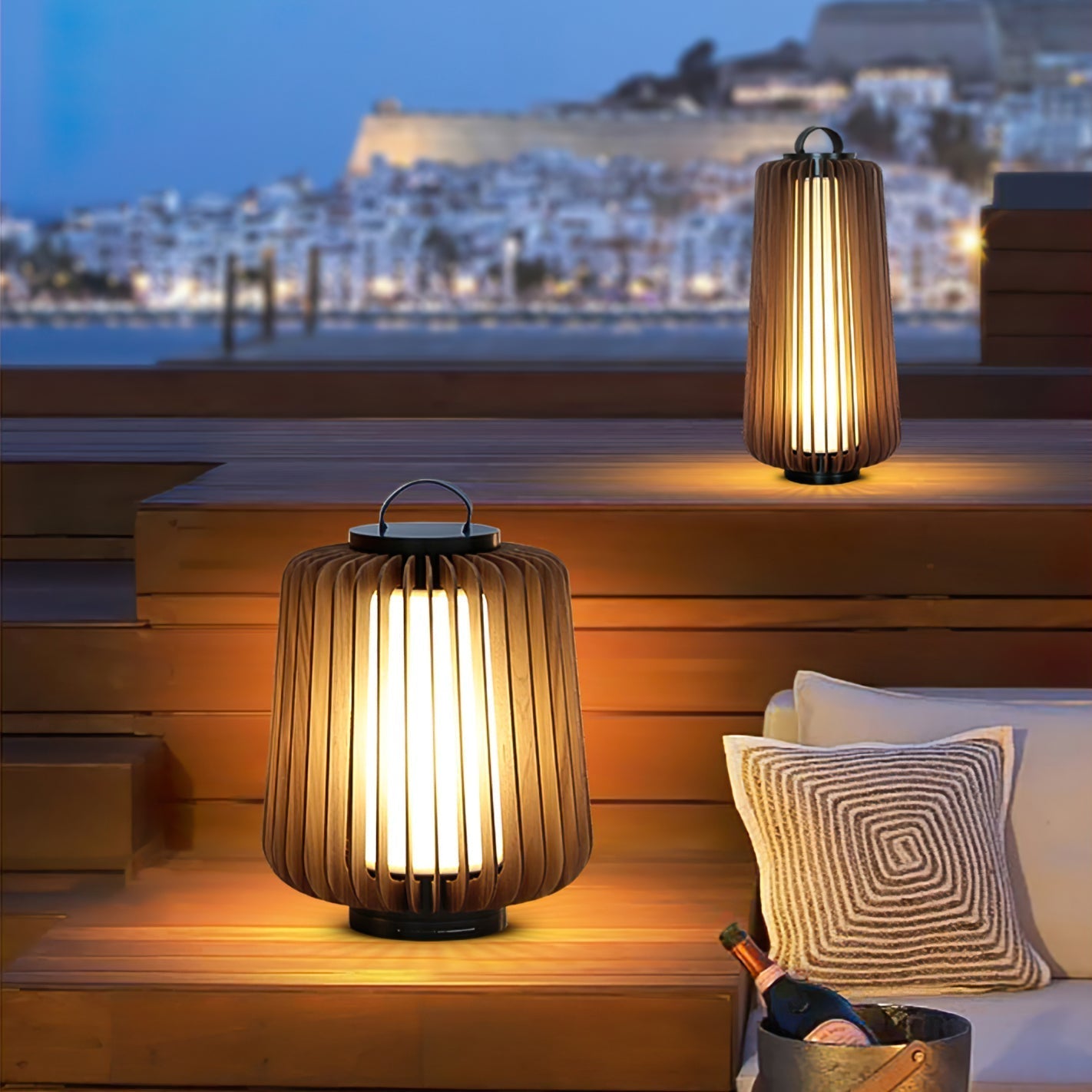 TimberGlow™ Legno Outdoor Tischleuchte – Wiederaufladbare LED-Außenlampe aus Edelstahl & Holz für Terrasse & Garten