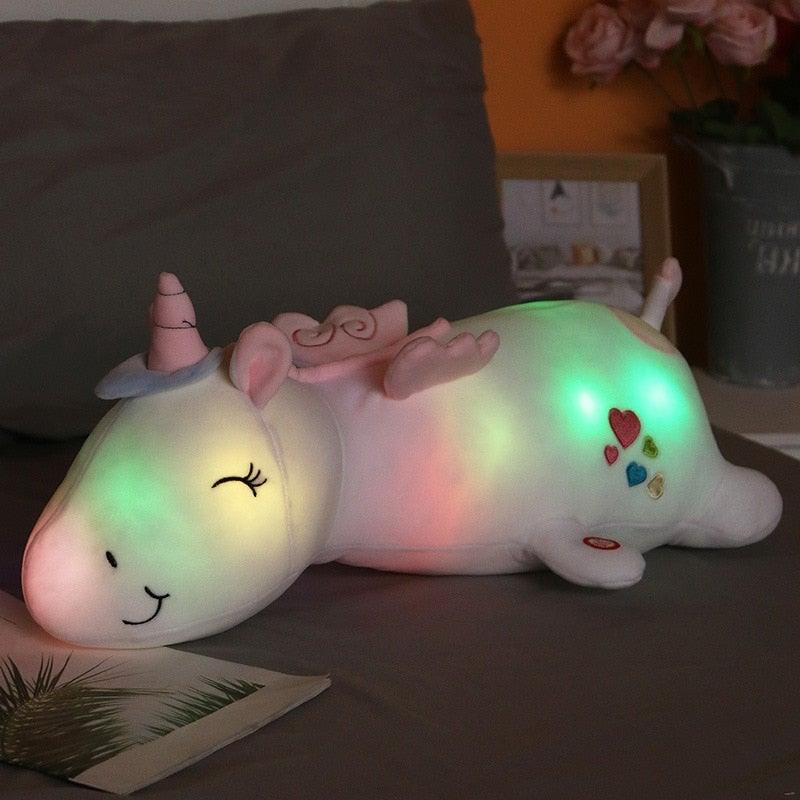 LumiGlow™ Leuchtendes Plüsch Einhorn – Weiches Kuscheltier mit Lichtfunktion, Pastellfarben