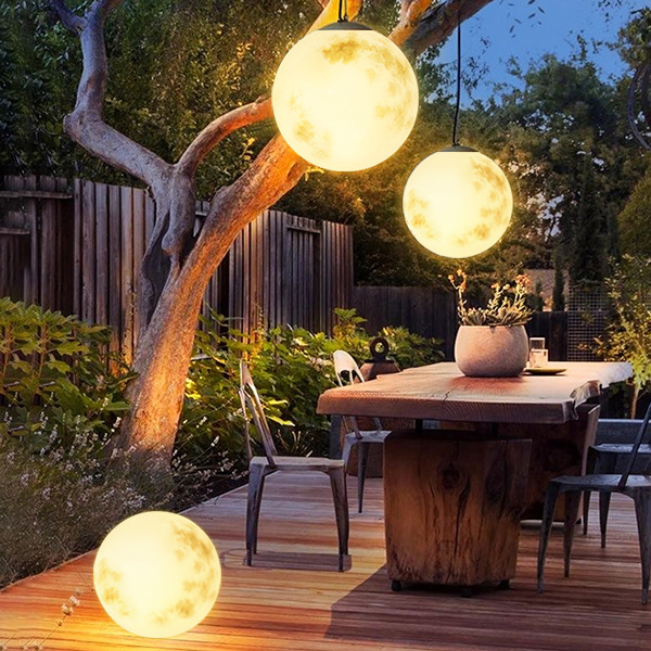 MoonGlow™ Outdoor Hanging Lamp – Mondförmige LED-Hängelampe für Garten & Terrasse