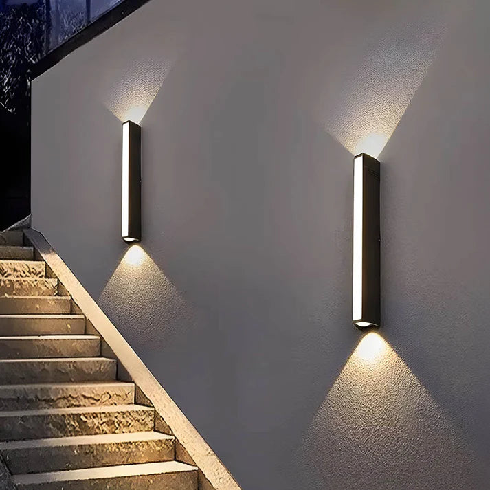 Lumetrax™ Modern 2-Way Outdoor Wall Lamp – LED Außenwandleuchte mit Up- & Downlight