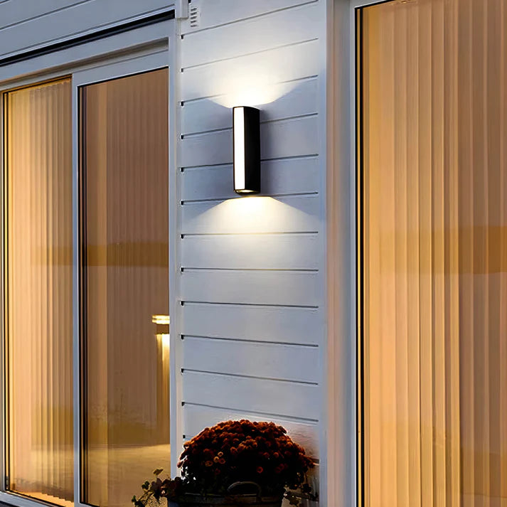 Lumetrax™ Modern 2-Way Outdoor Wall Lamp – LED Außenwandleuchte mit Up- & Downlight