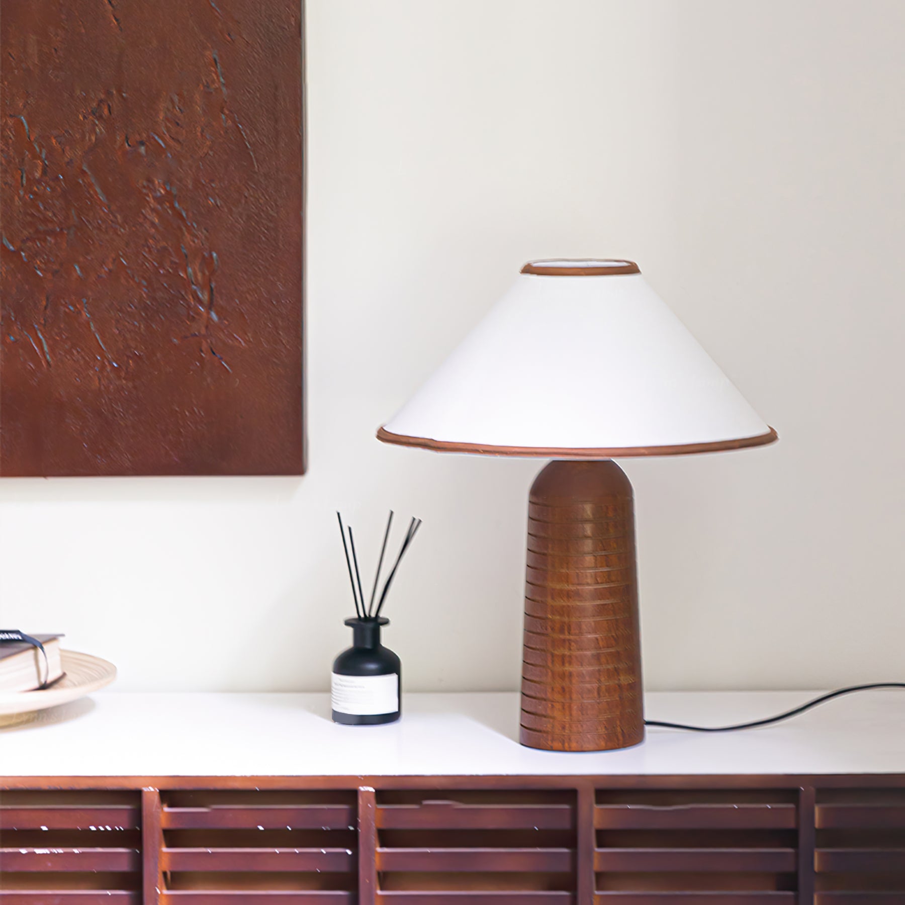 LuxePalisades™ Tischlampe – Geometrische Holz-Designlampe mit Stoffschirm & warmem Licht