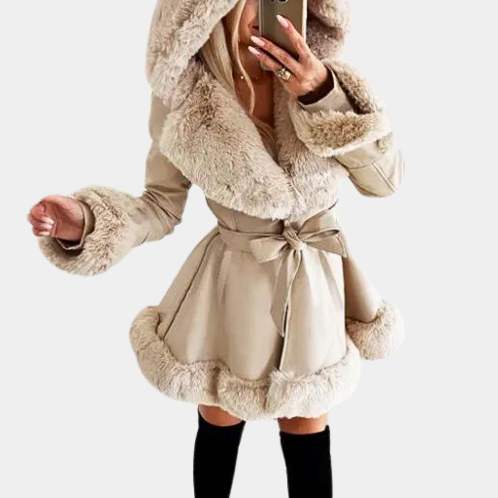 Petronela | Damen Stylische Warme Winterjacke mit Kapuze