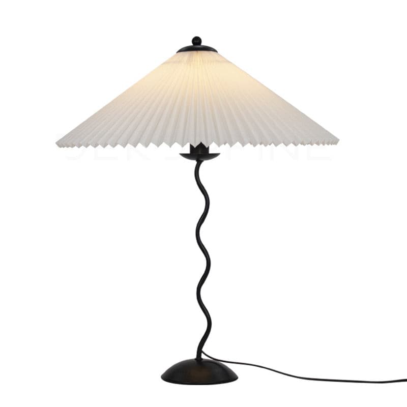 LuxeFold™ Tischlampe – Design-Leuchte mit plissiertem Schirm & Holzfuß