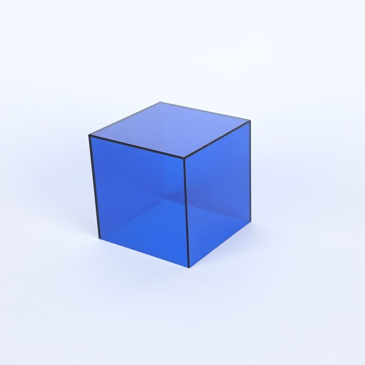 PrismBox™ – Farbige Acryl Display- & Aufbewahrungsbox für stilvolle Organisation
