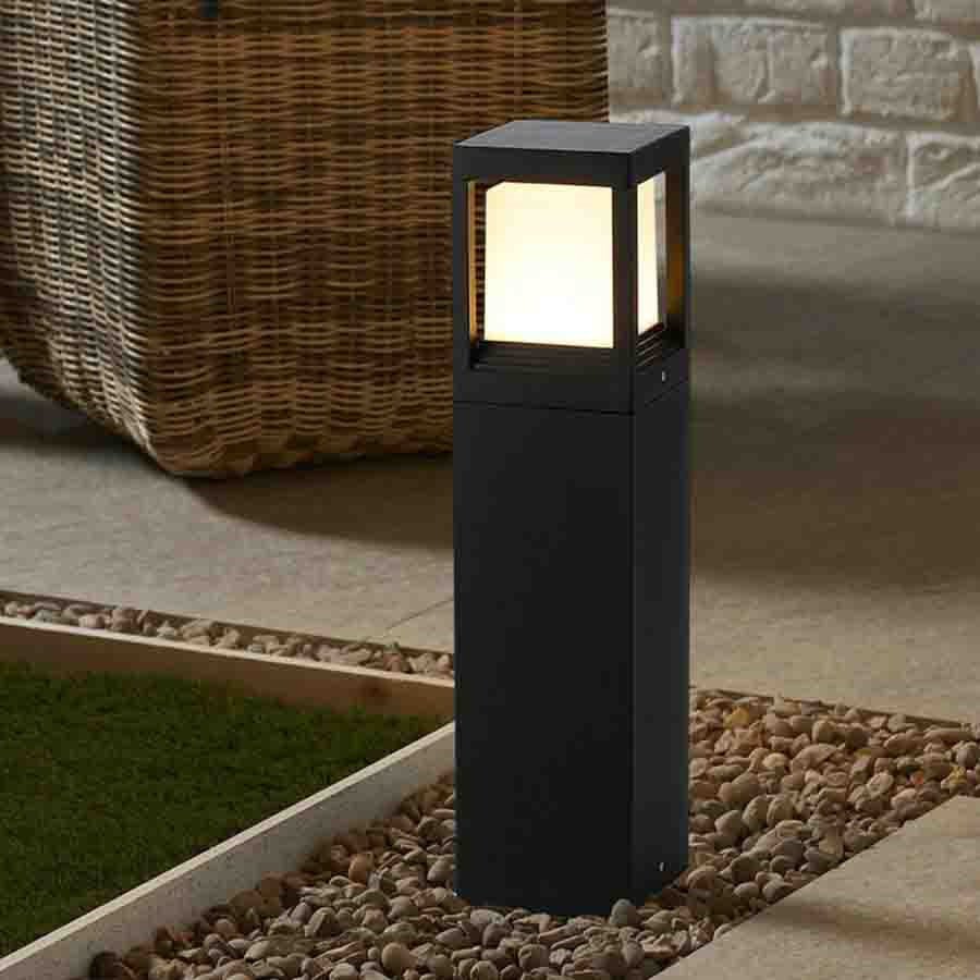 Nimbus Cube™ 60 cm Solar Garden Light – Moderne Solar-Außenleuchte mit warmweißem LED-Licht