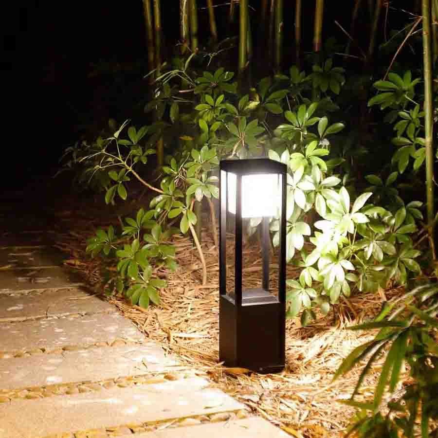 Nimbus Cube™ 60 cm Solar Garden Light – Moderne Solar-Außenleuchte mit warmweißem LED-Licht