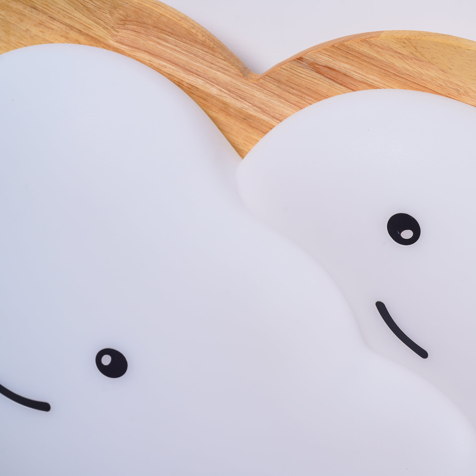 CloudRadiance™ Deckenleuchte – Verspielte LED-Kinderzimmerlampe mit Wolken-Design