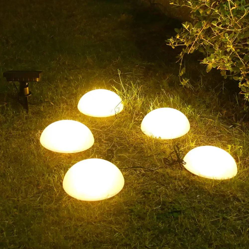EcoGlow™ Half-Dome Solar Garden Light – Halbkugel-Solarleuchte für Garten & Wege - Less Goods