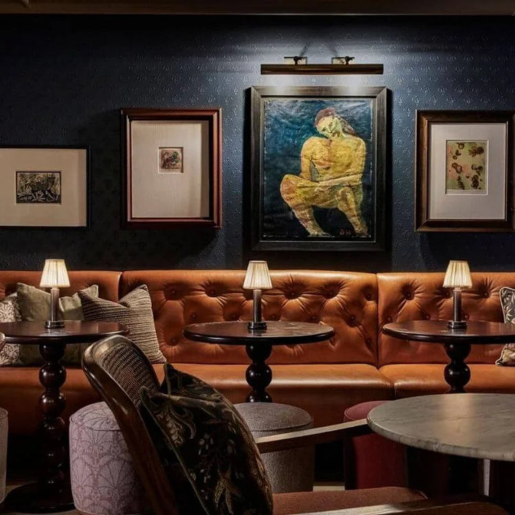 GleamGlow™ Kabellose Messing-Tischlampe – Moderne Design-Leuchte mit warmem LED-Licht