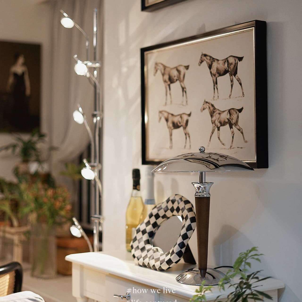 MinimalGlow™ Tischlampe – Skandinavische Design-Leuchte mit Holzdetails & sanftem Licht