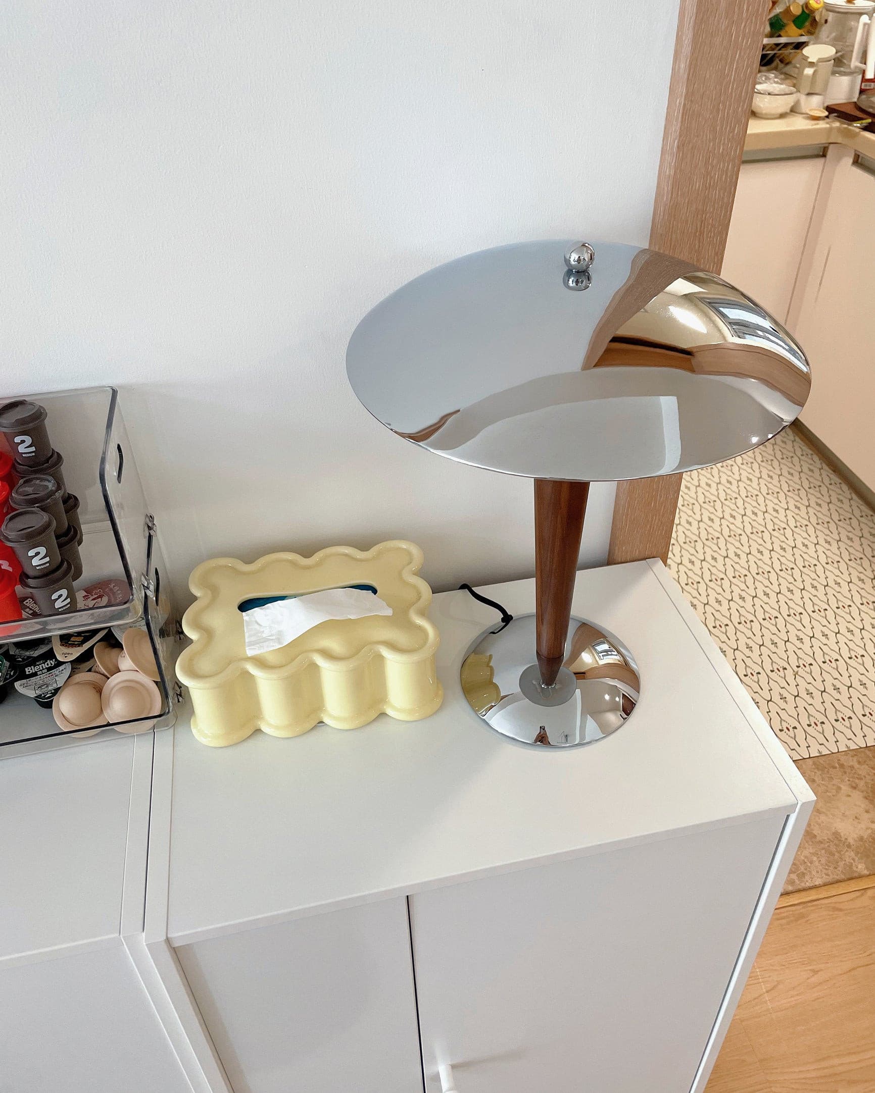 MinimalGlow™ Tischlampe – Skandinavische Design-Leuchte mit Holzdetails & sanftem Licht