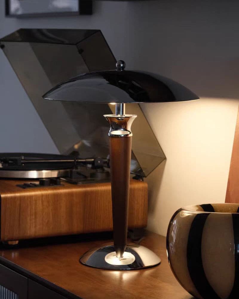 MinimalGlow™ Tischlampe – Skandinavische Design-Leuchte mit Holzdetails & sanftem Licht