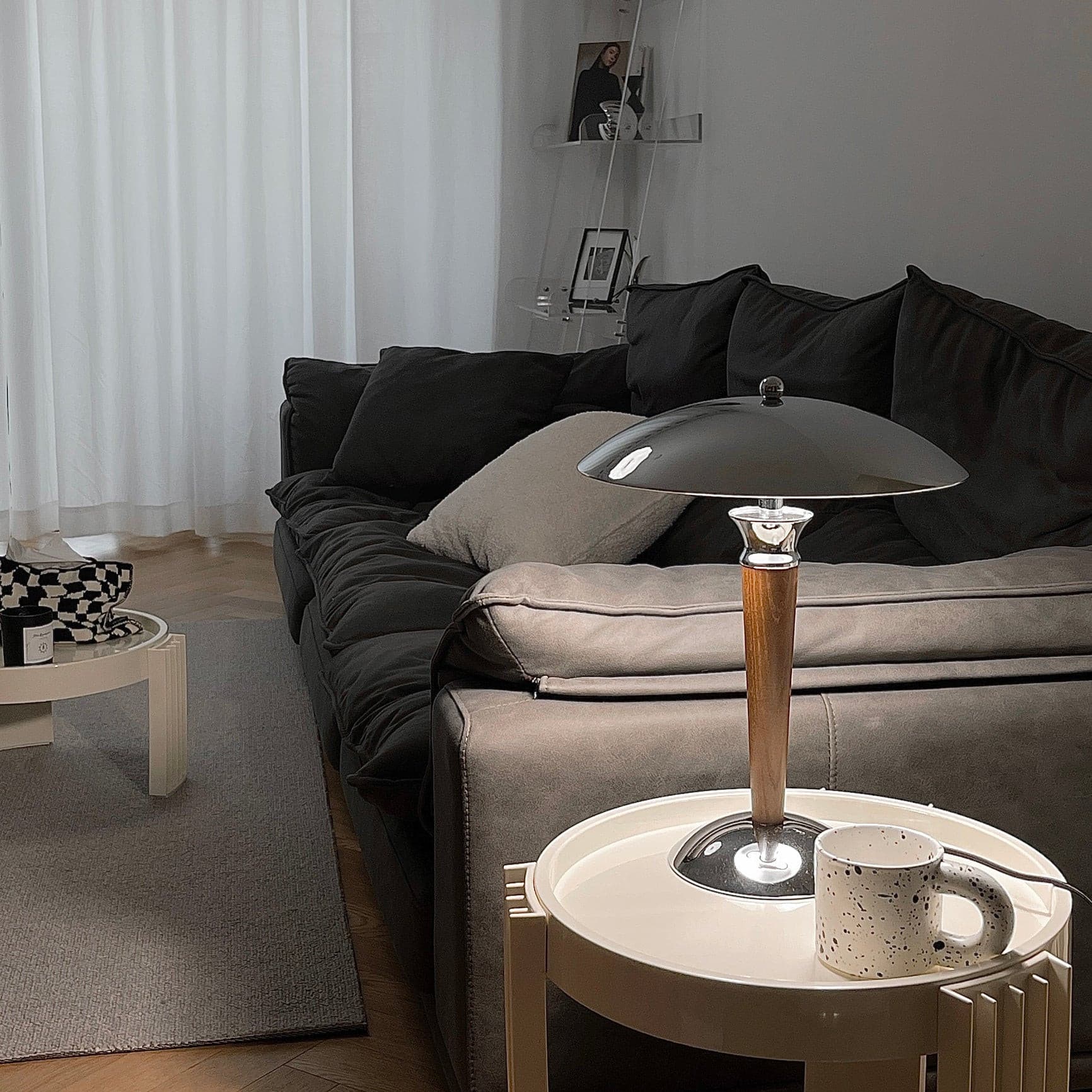 MinimalGlow™ Tischlampe – Skandinavische Design-Leuchte mit Holzdetails & sanftem Licht
