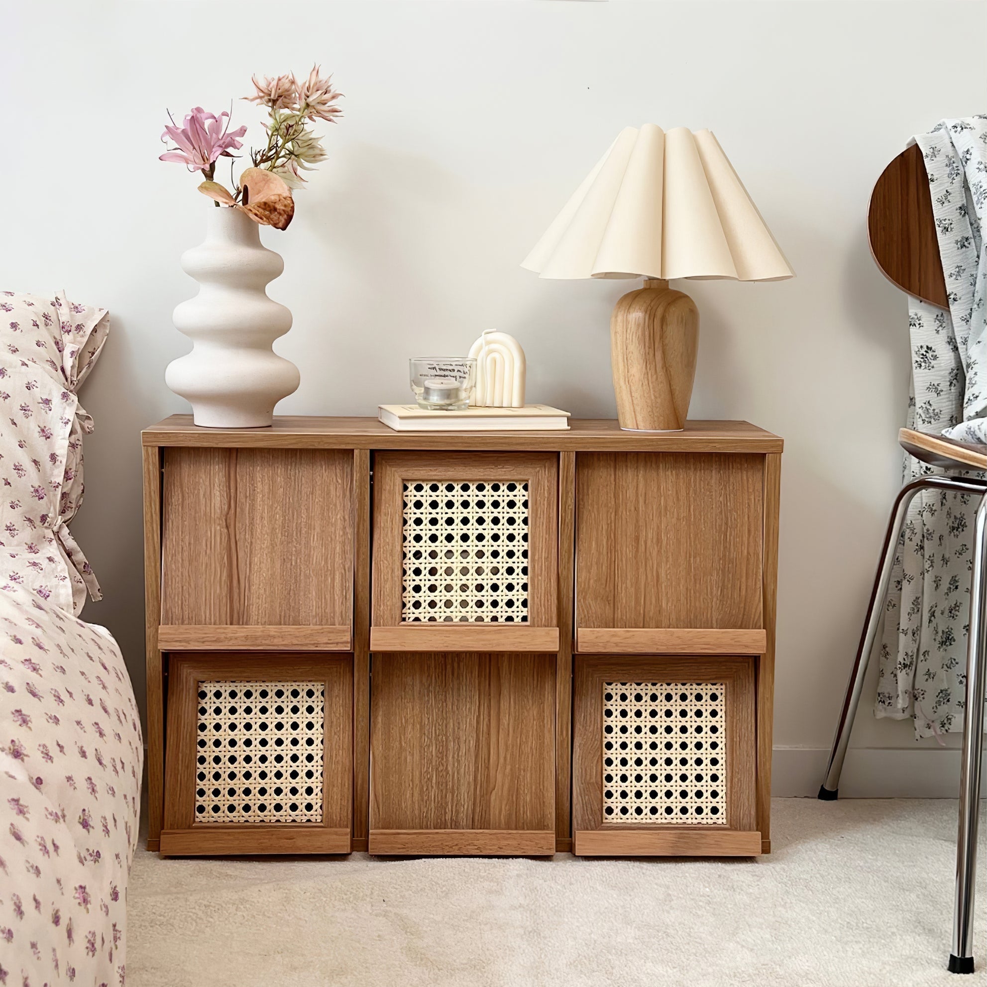 LuxFold™ Tischlampe – Vintage Design Lampe mit gewebtem Stoffschirm & Holzfuß