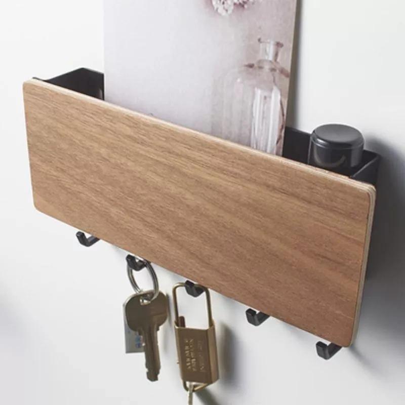 WoodenElegance™ – Stilvolle Schlüsselhalter-Wandablage aus Holz mit farbigen Haken