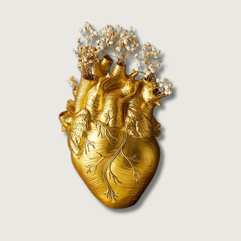 LoveAura™ – Herzförmige Design-Vase aus Resin für stilvolle Wohnakzente