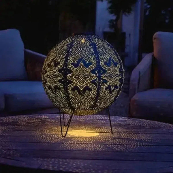 Solar Lantern Globe™ – Wetterfeste Solar-Laterne mit Marrakech-Muster für Garten & Terrasse - Less Goods