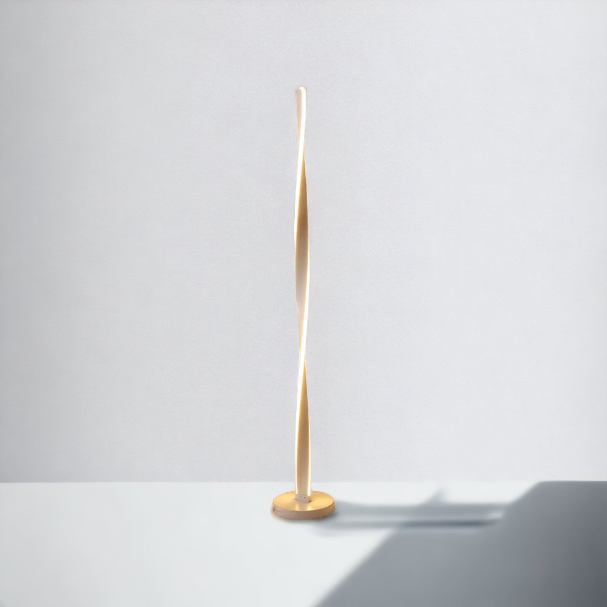 LumaFlex™ Dimmbare Aluminium-Stehlampe – Moderne LED Bodenleuchte mit Fernbedienung