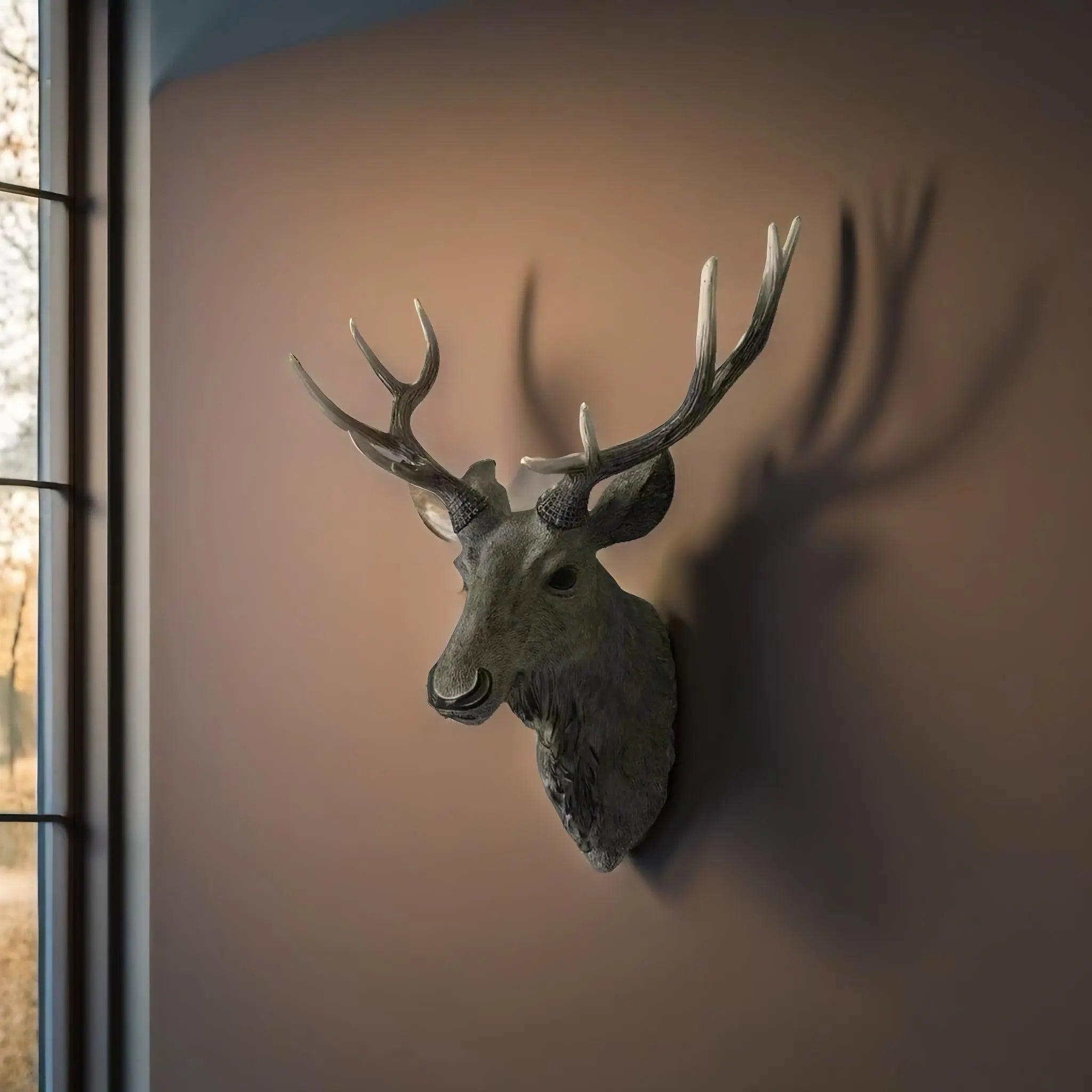 RoyalAntler™ Hirschkopf Wanddeko – Resin Hirsch Kopf 40×45 cm, moderne Wanddekoration, handgefertigt