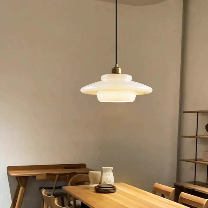 GlowIvory | Sanfte Elfenbein Glas Pendelleuchte – Elegantes Licht im Mid-Century Stil