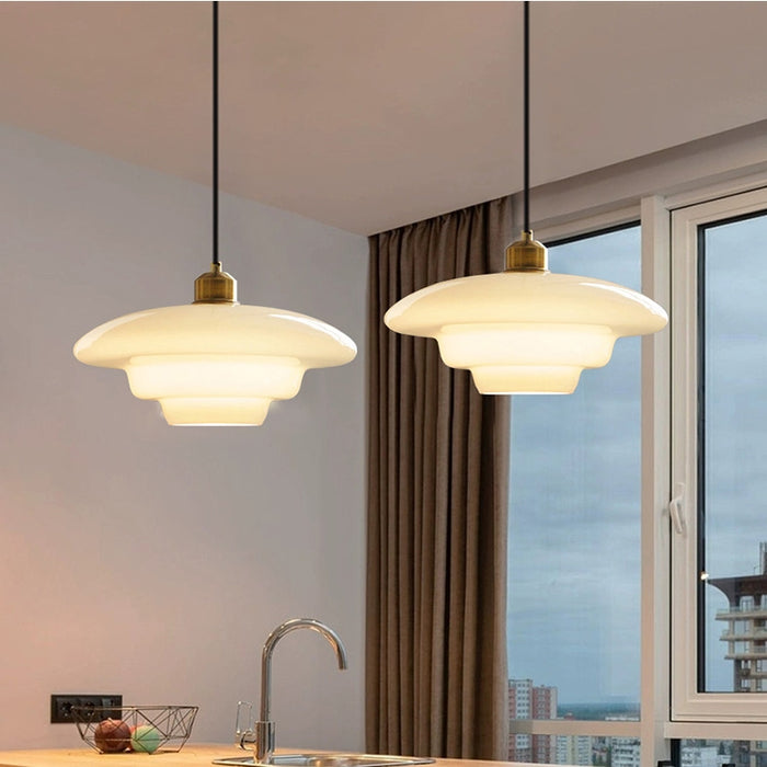 GlowIvory | Sanfte Elfenbein Glas Pendelleuchte – Elegantes Licht im Mid-Century Stil