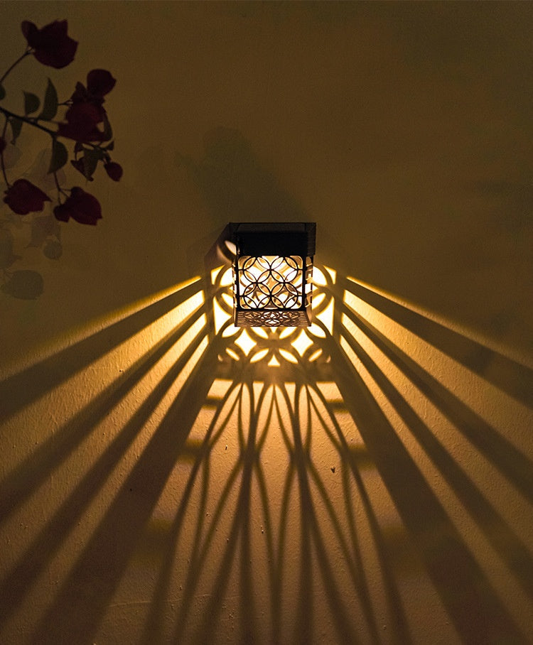 Starlight Silhouette™ LED Outdoor Light – Dekorative Außenleuchte mit Lichtmustern für Garten & Wege