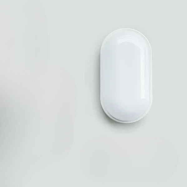 AquaBright | Wasserdichte LED-Deckenleuchte – Helles, zuverlässiges Licht für feuchte Räume