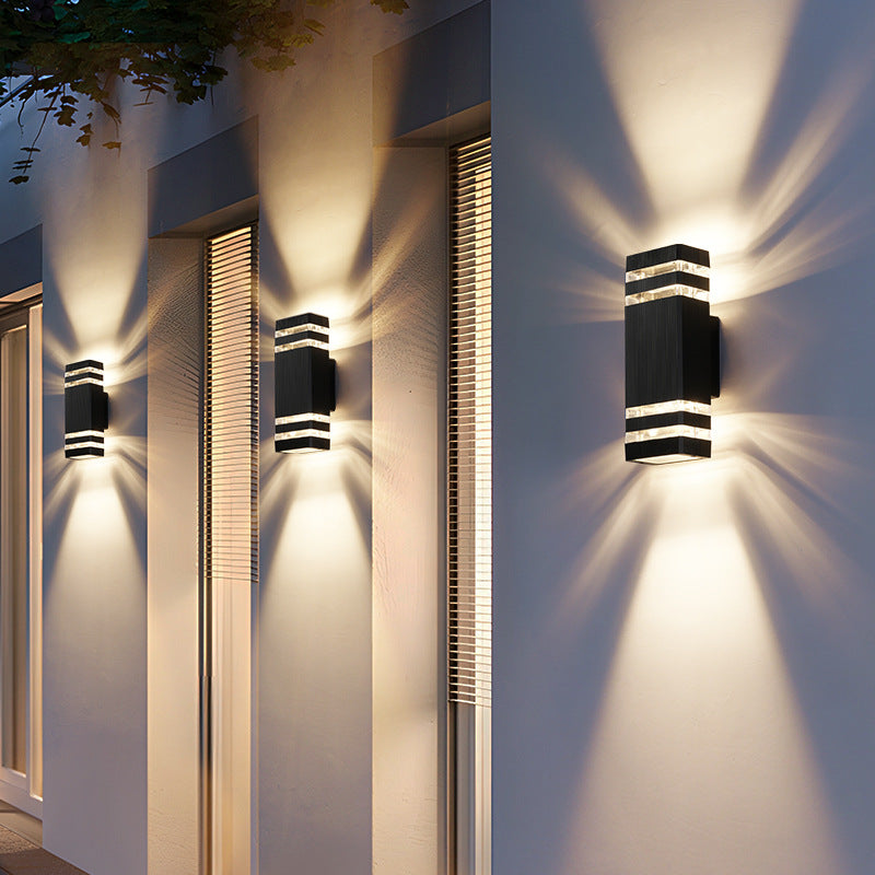 Illure™ Modern Minimalist 2-Way Outdoor Wall Lamp – Up & Down Außenwandleuchte aus Aluminium & Glas