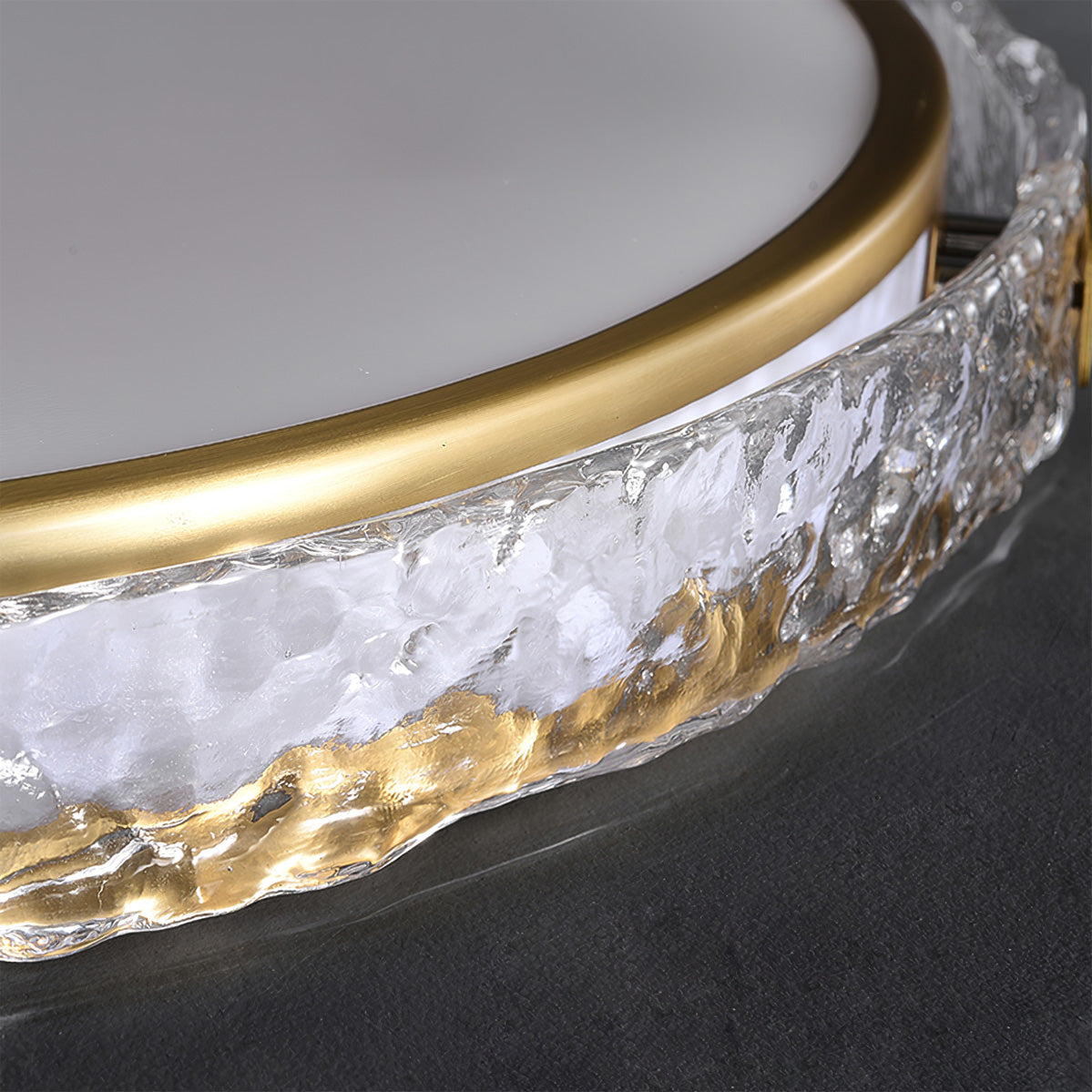 ArlusGlow™ Deckenleuchte – Luxuriöse LED-Deckenlampe aus Glas & Messing
